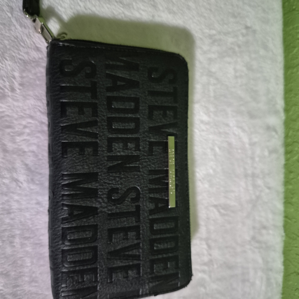 Steve Madden Black Embossed Wallet
